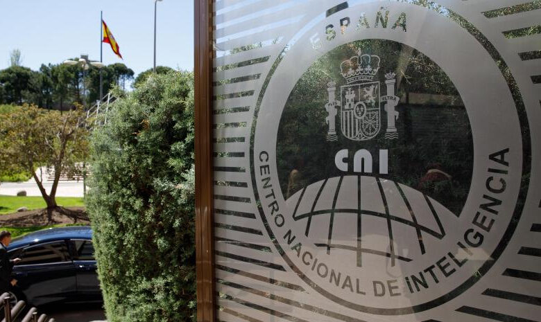 إسبانيا تعتقل عنصرين في المخابرات لتسريبهما أسرارا للولايات المتحدة الأمريكية