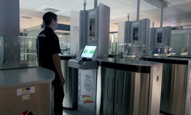 إسبانيا تعتمد نظام تحكم جديد لدخول أراضيها