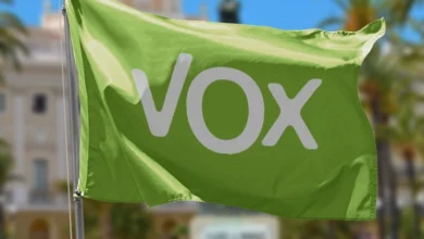 مستشار عن حزب فوكس اليميني المتطرف يدعو لإطلاق الرصاص على المهاجرين