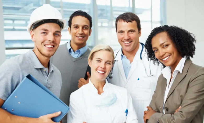 التجذر السوسيو مهني أي عقد عمل تحتاج؟