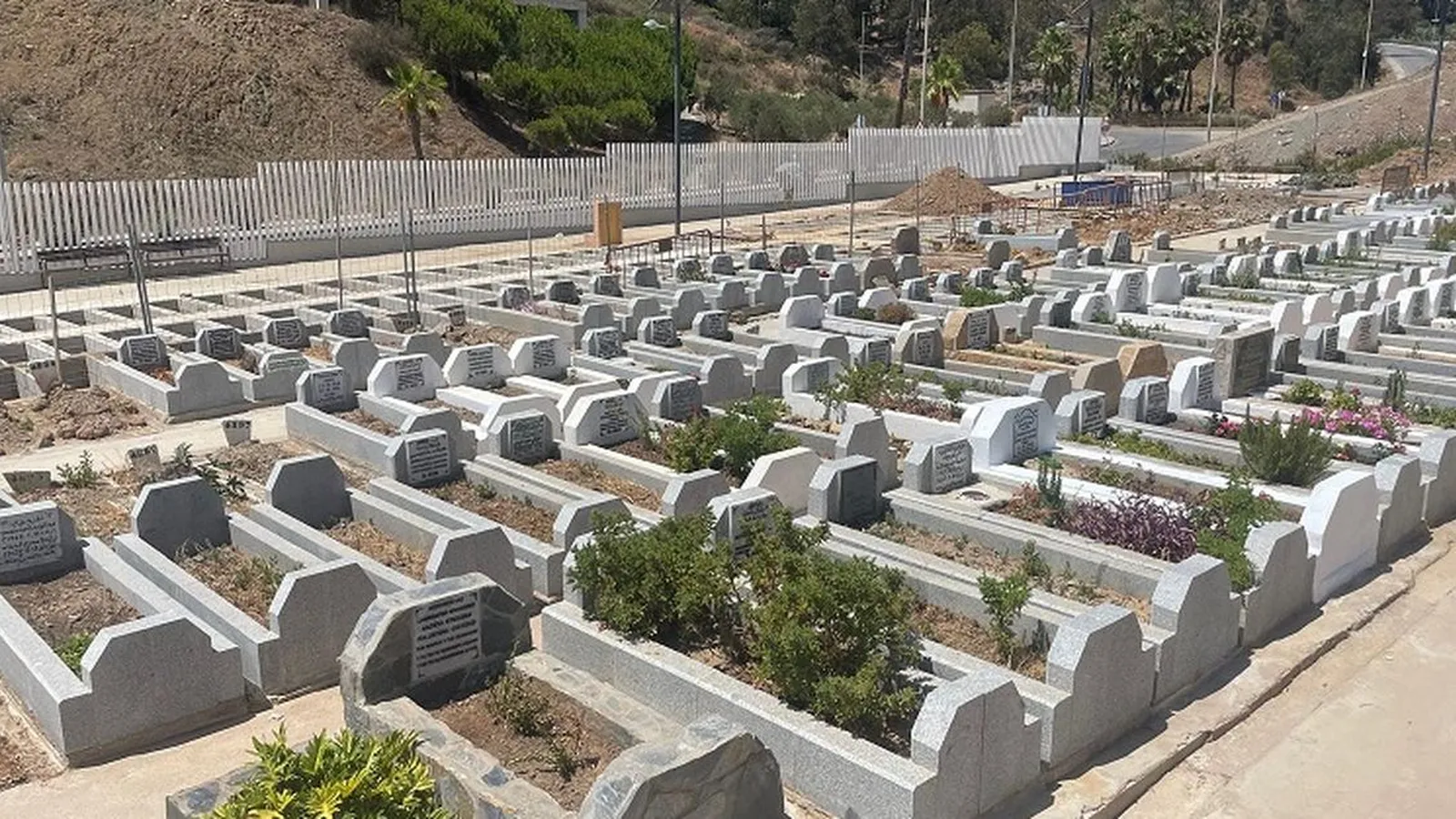 معاناة المسلمين لدفن موتاهم تتواصل بإسبانيا