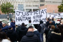 مغاربة يطالبون بالعدالة بعد مقتل الشاب المغربي هيثم على يد الشرطة الإسبانية (الصورة من موقع diariosur)