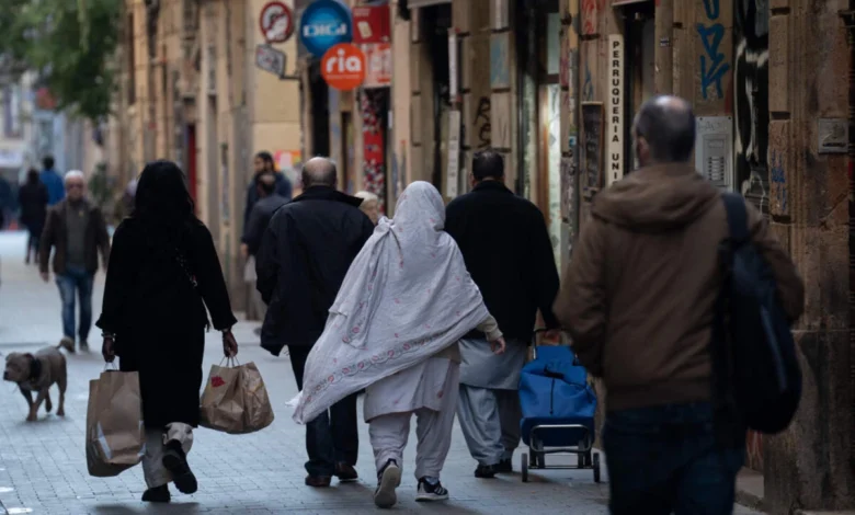 الأجانب يقودون الزيادة السكانية في إسبانيا و المغاربة في الصدارة